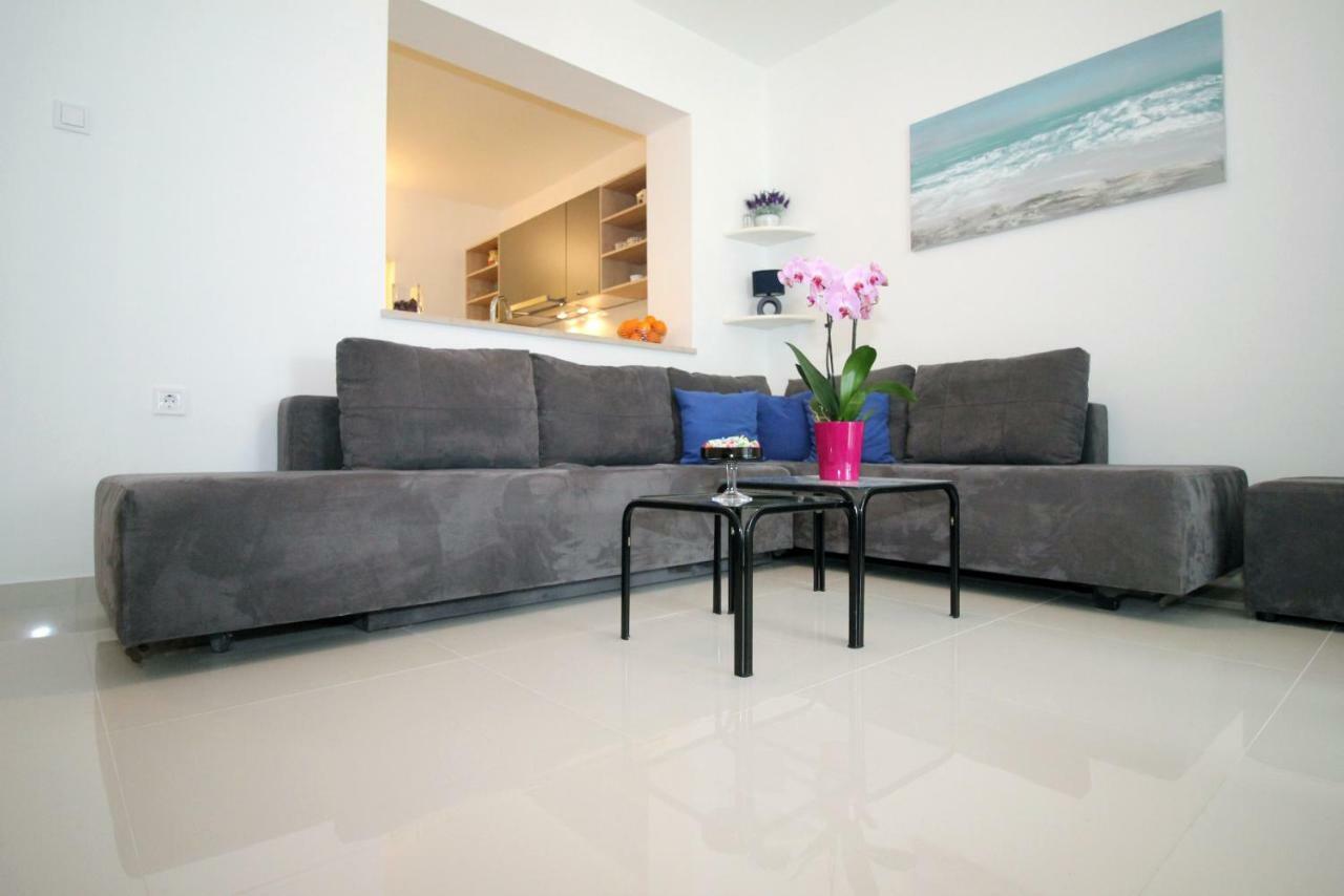 Doleco Apartment 奥帕提亚 外观 照片