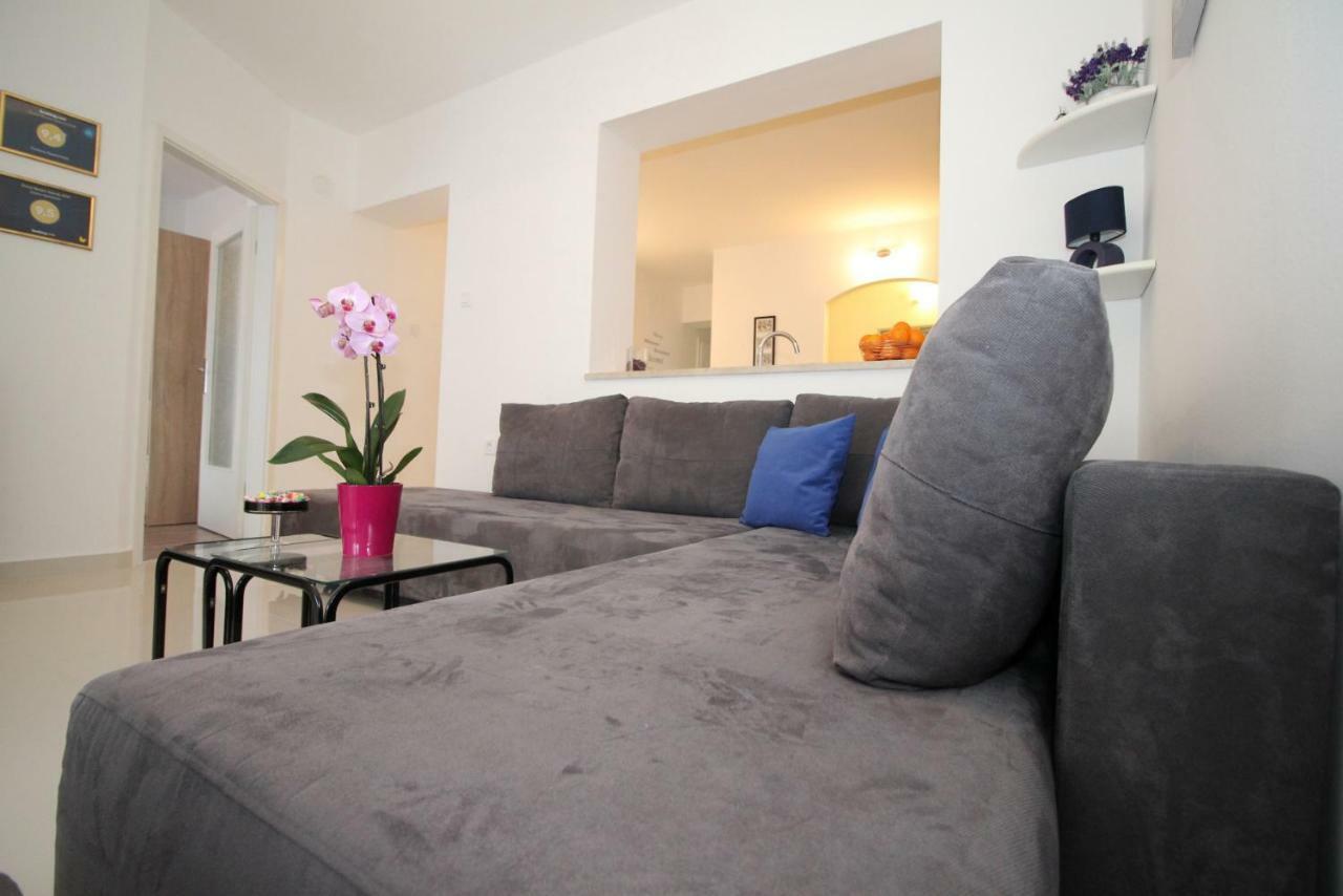 Doleco Apartment 奥帕提亚 外观 照片